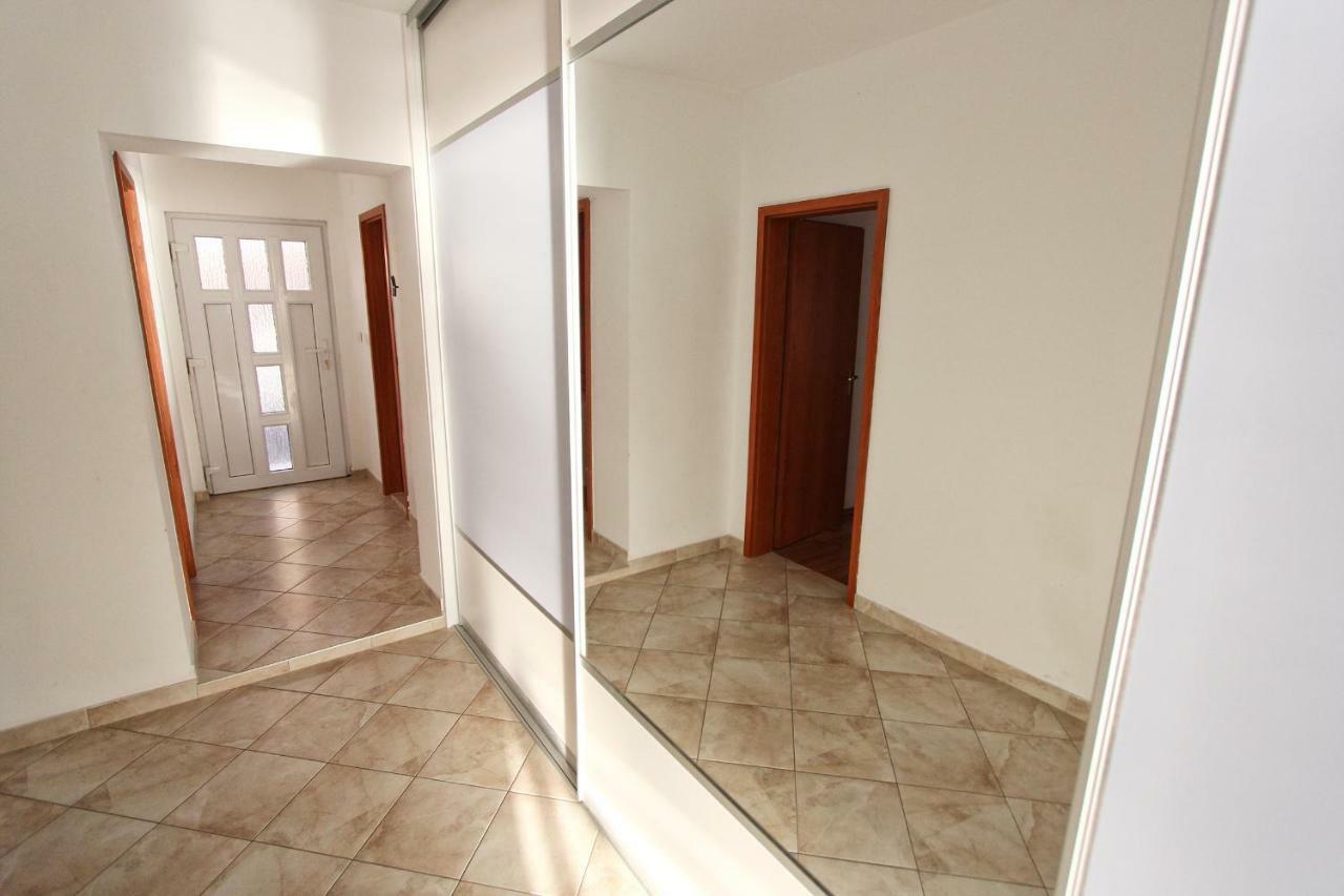 Apartment Podstrana Esterno foto
